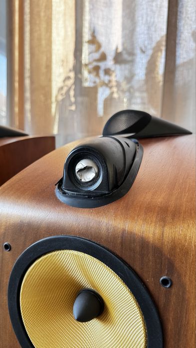 Kolumny B&W model 703