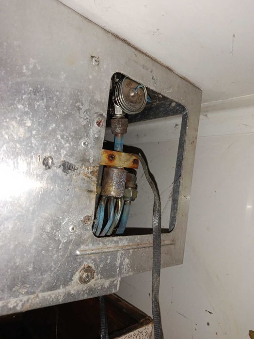 Contentor Térmico POLIMIL – Porta Lateral + 2 Portas Traseiras | Frio não garantido