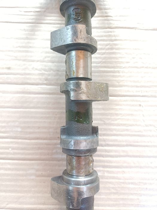 Распредвал вольво в40