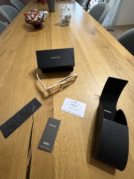 Okulary przeciwsłoneczne Prada