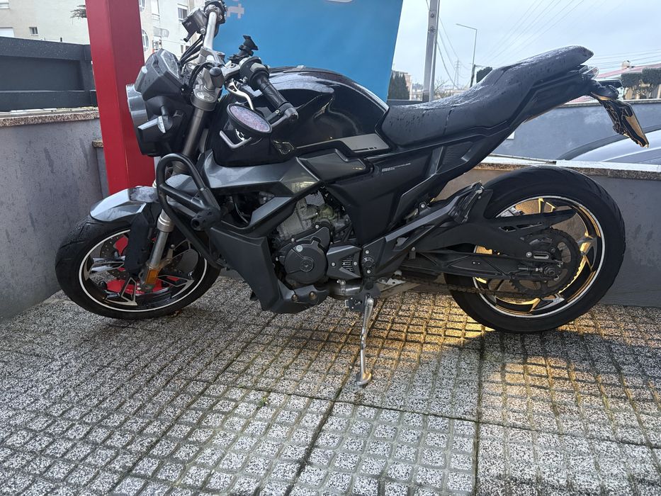 Zontes G1 acidentada ( completa )