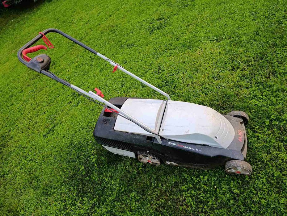 Газонокосилка Газонокосарка