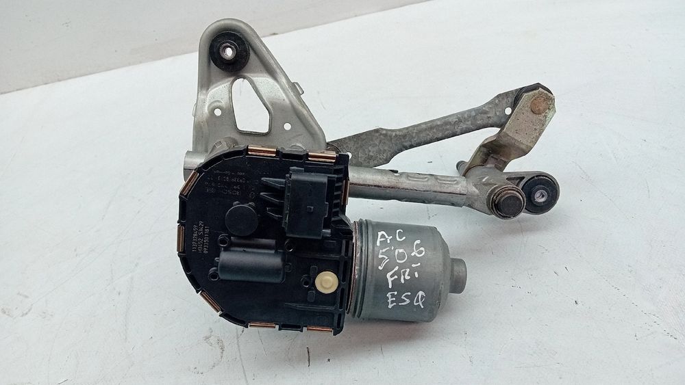Motor limpa vidros frente PEUGEOT 5008 I (0U_, 0E_)