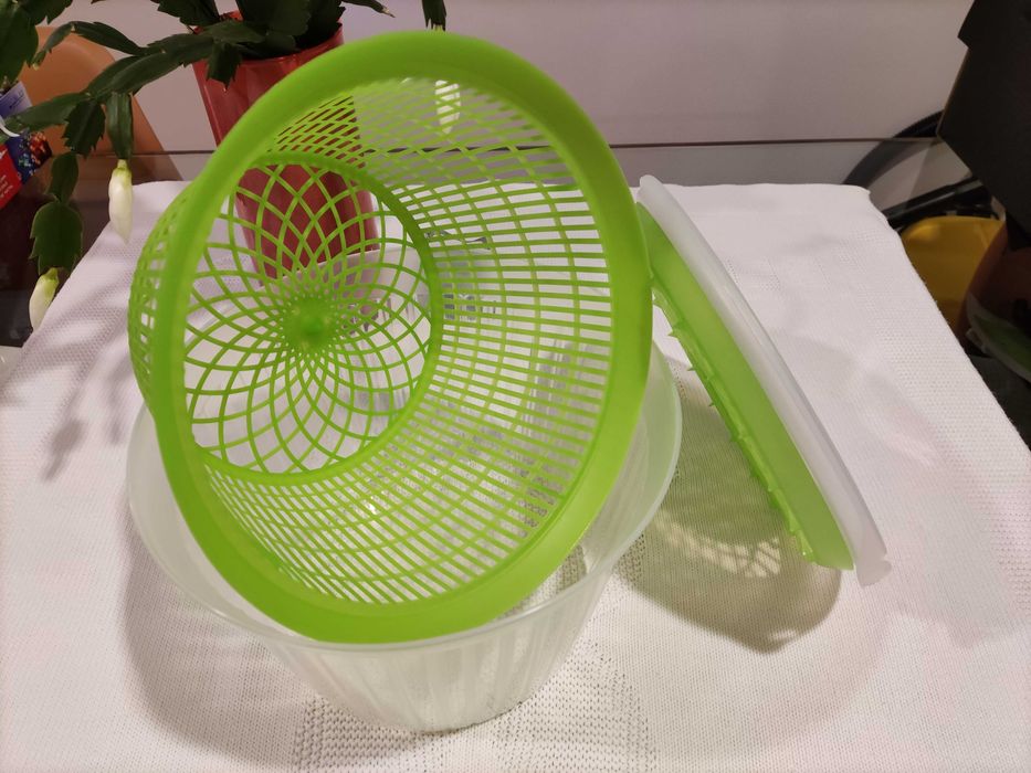 Escorredor / centrifugador de alface / salada / legumes - 4 lts