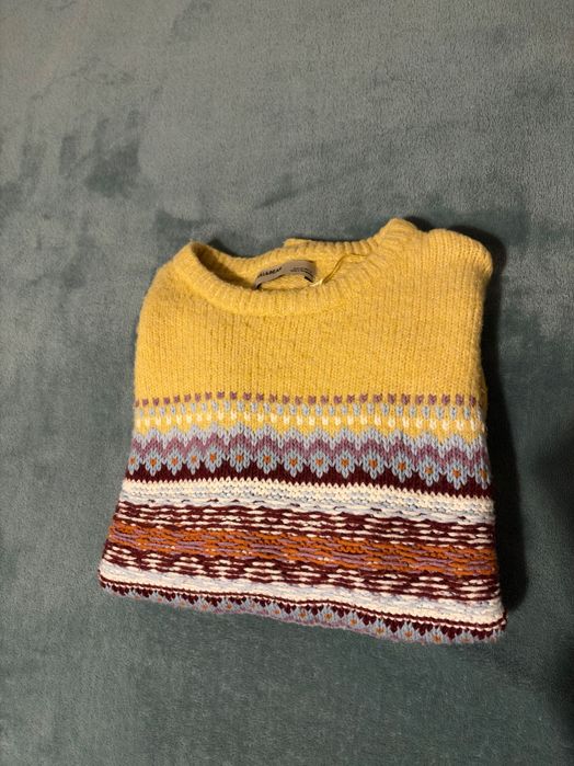 Selling Pull and Bear Sweater