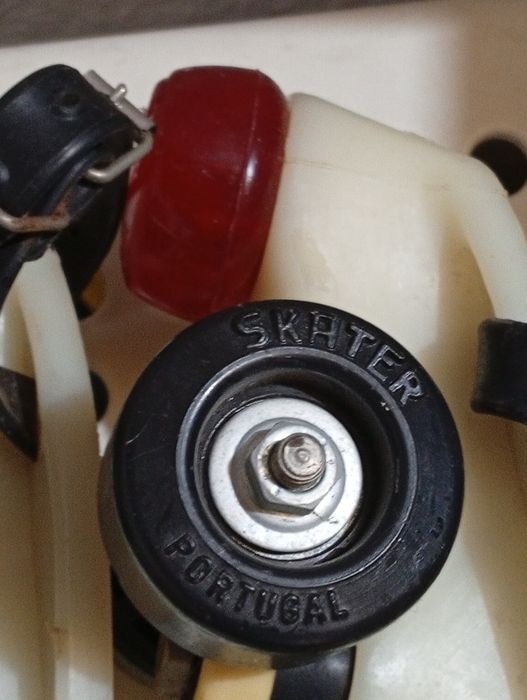 Patins Antigos skater quatro rodas novo nunca usado