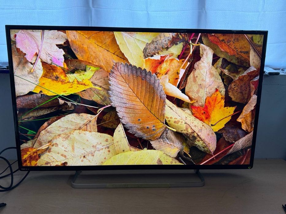 Телевізор Toshiba – 42”, Full HD, LED, 3D