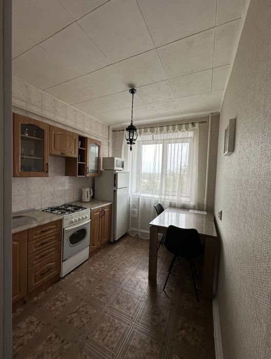 Своя квартира посуточно, почасово . Металлургов / Глинка .