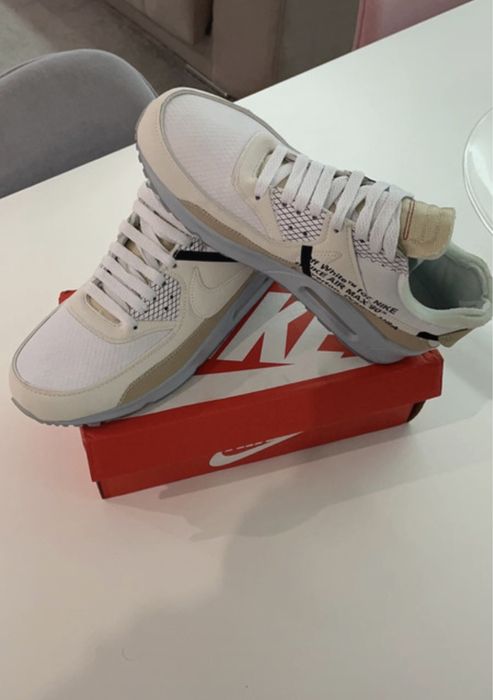 Sapatilhas total 90 off white