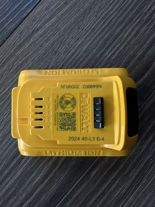 Набір шуруповертів Dewalt DCK227D2.20v