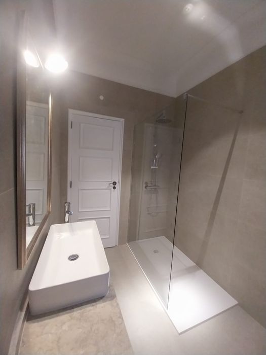 Faço  renovações de apartamentos