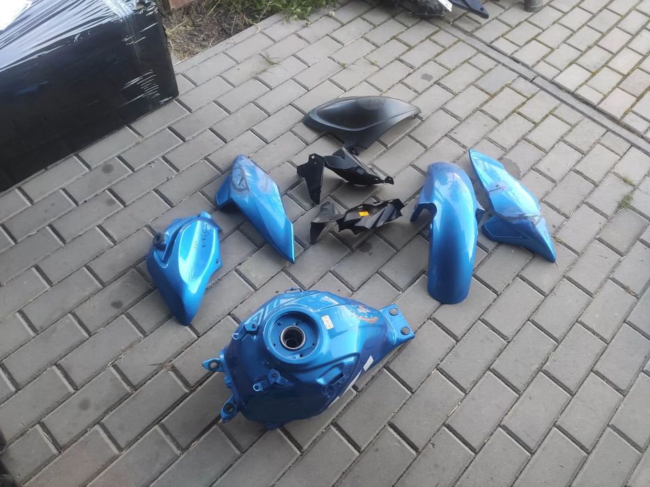 EU Bak Zbiornik Osłona Owiewka Bok Suzuki GSXS GSX S 125 17-