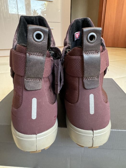 Жіночі ботінки Ecco