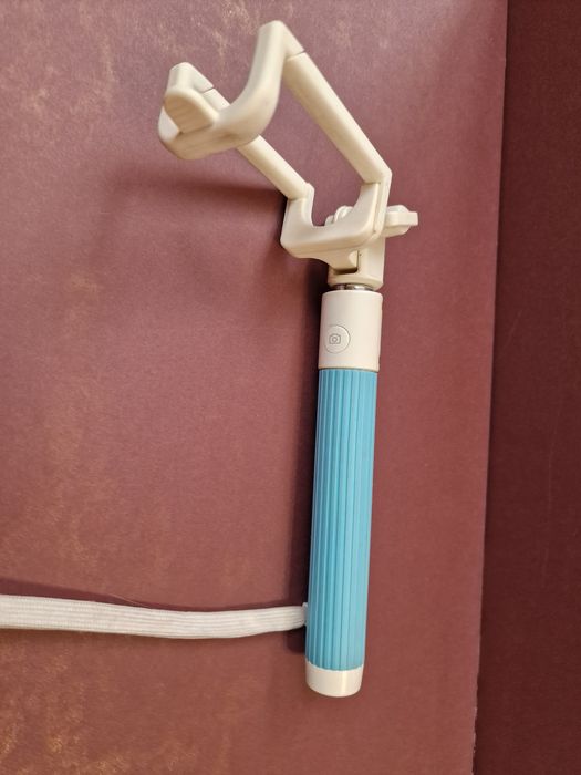 Селфи палка. Подходит даже ля самых больших телефонов!(