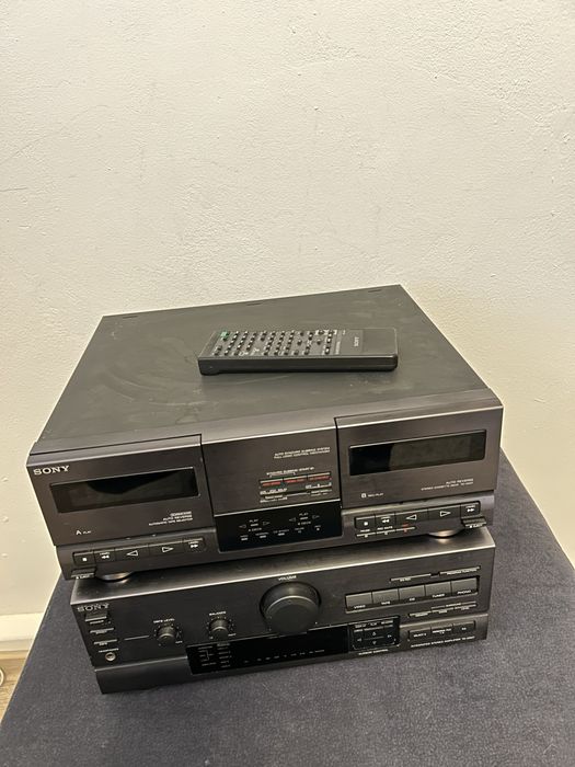 Музыкальный центр Sony  ,Universum,и колонки