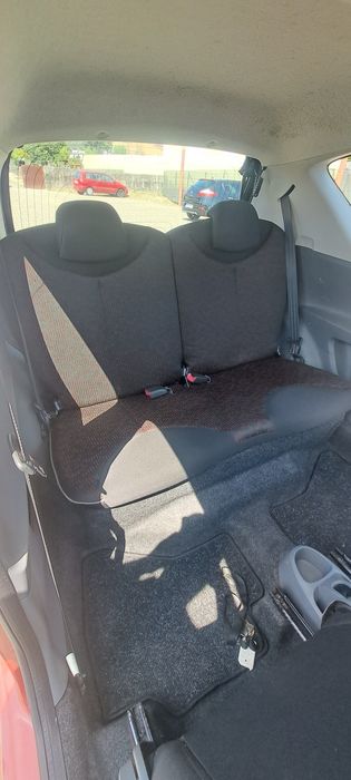Peugeot 107 — fotografia 12