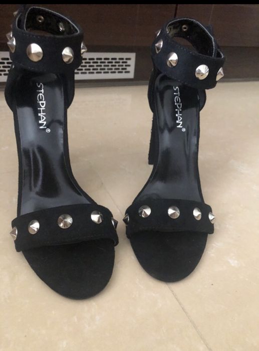 Buty na obcasie rozm 40