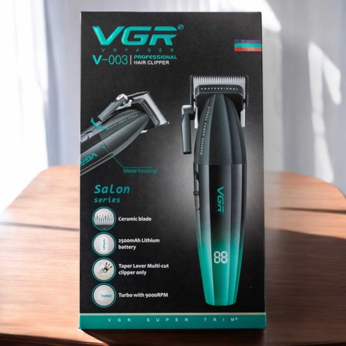 Аккумуляторная машинка для стрижки VGR V-003Green TURBO LED display