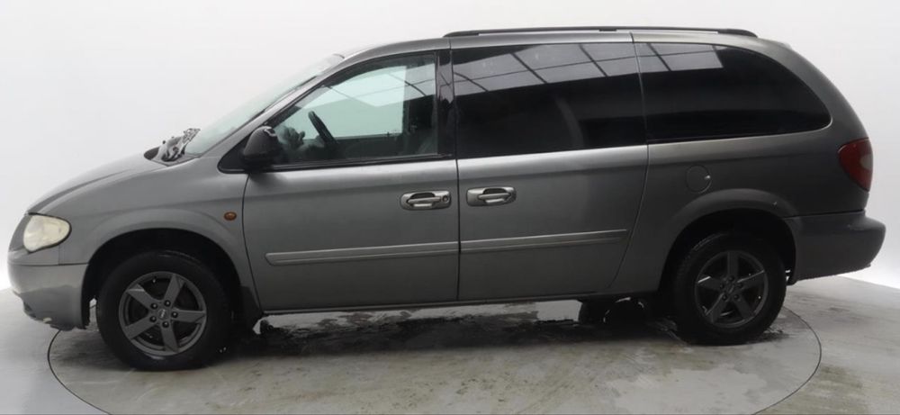 Chrysler Grand Voyager 2.8 CRD ATX SE 150cv - 7 lug- cxauto - Nacional