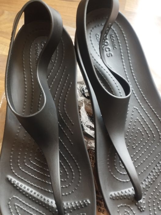 Crocs Serena Flip W9  39-40