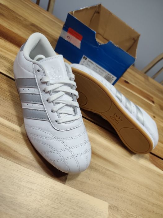 Cx01 tênis Adidas 36 novos originais