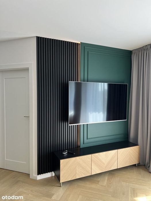 ***Trzypokojowe***Centrum***Bezpośrednio***Duży balkon**Okazyjna cena*