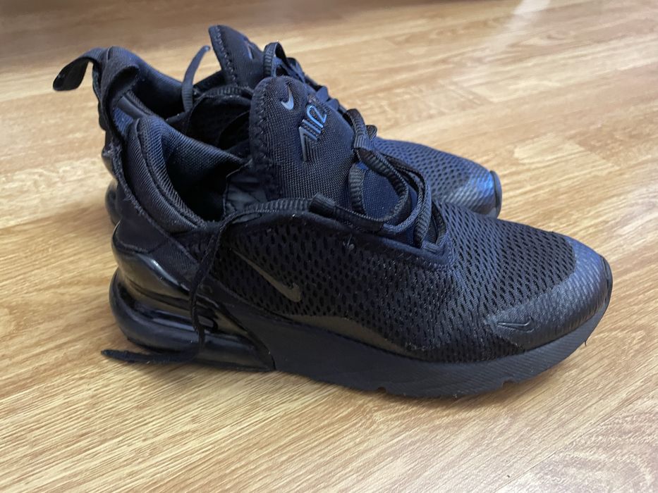 Кросівки nike air 270
