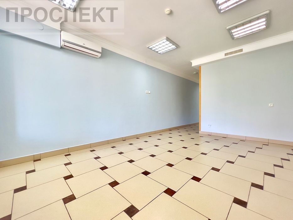 Продам нежитлове приміщення з ремонтом вул. Г. Кондратьева