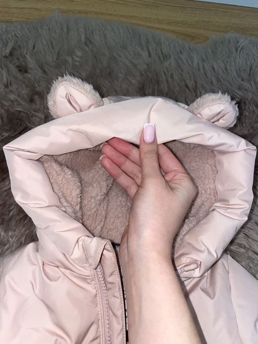 Зммова куртка з вушками бренду c&a