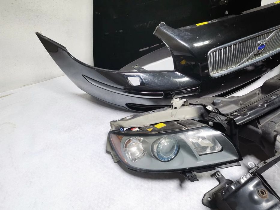 przód maska zderzak wzmocnienie reflektor volvo v50 03-07 kod 019-26