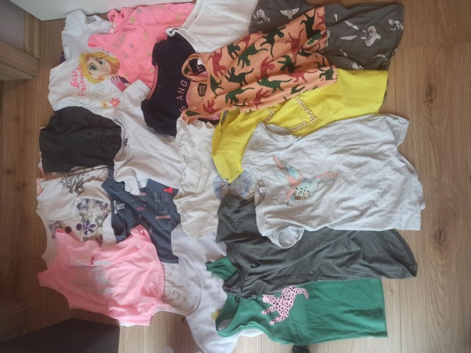 Paka ubranek 128-140