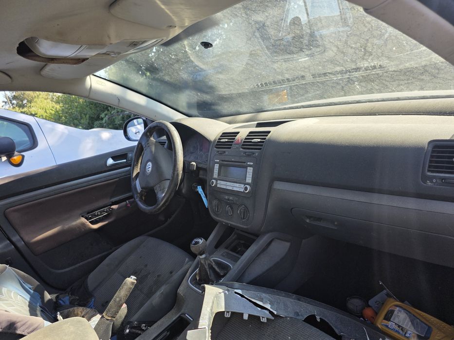 Vw golf 5 1.9 tdi 105cv todas as peças disponíveis