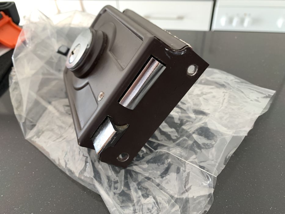 Fechadura Rodes 1956x12 DIR