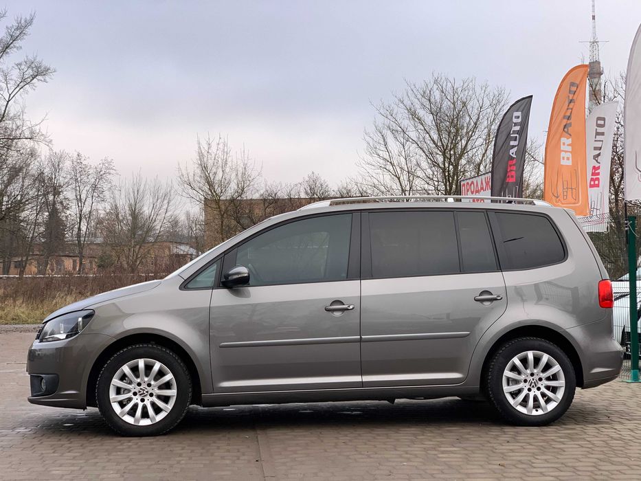 Volkswagen Touran 2011