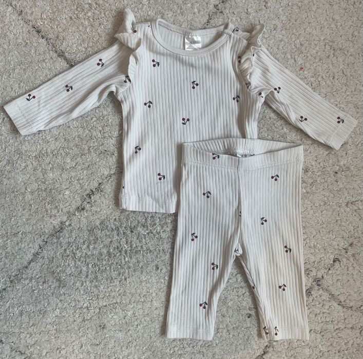 Komplet H&M dla niemowlaka