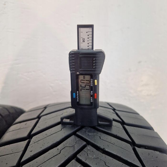 Opony Michelin Aglis CrossClimate 215/65r16C 109/107T