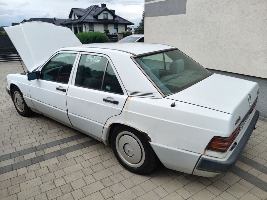 Mercedes 190 do remontu lub na części Orzesze Gardawice • OLX.pl