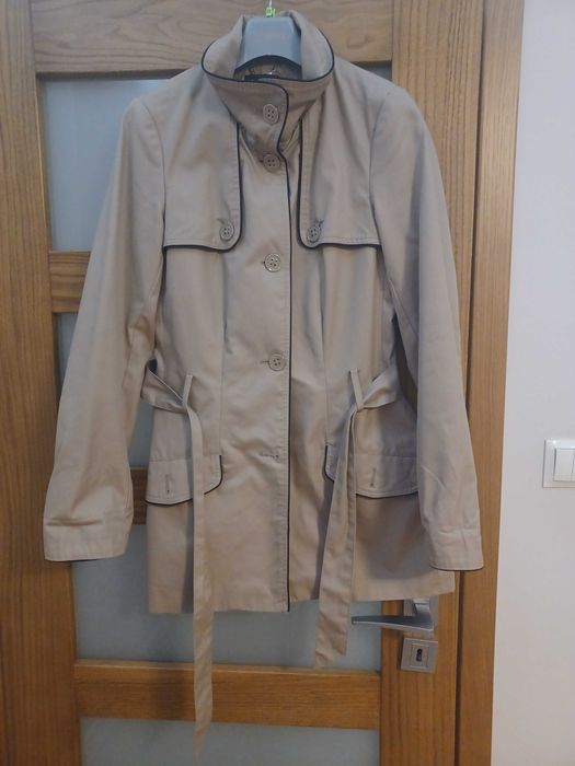 Płaszczyk wiosenny reserved r. 40