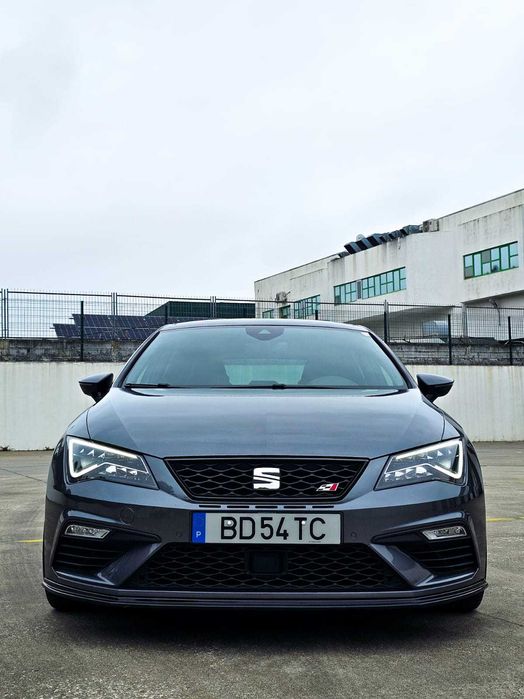 SEAT Leon Cupra 300 Performance