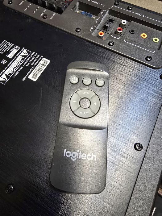 Акустическая система 5.1  Logitech Z906