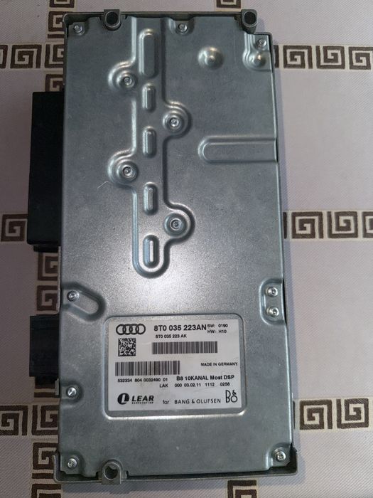 Wzmacniacz  audi b8 8T0