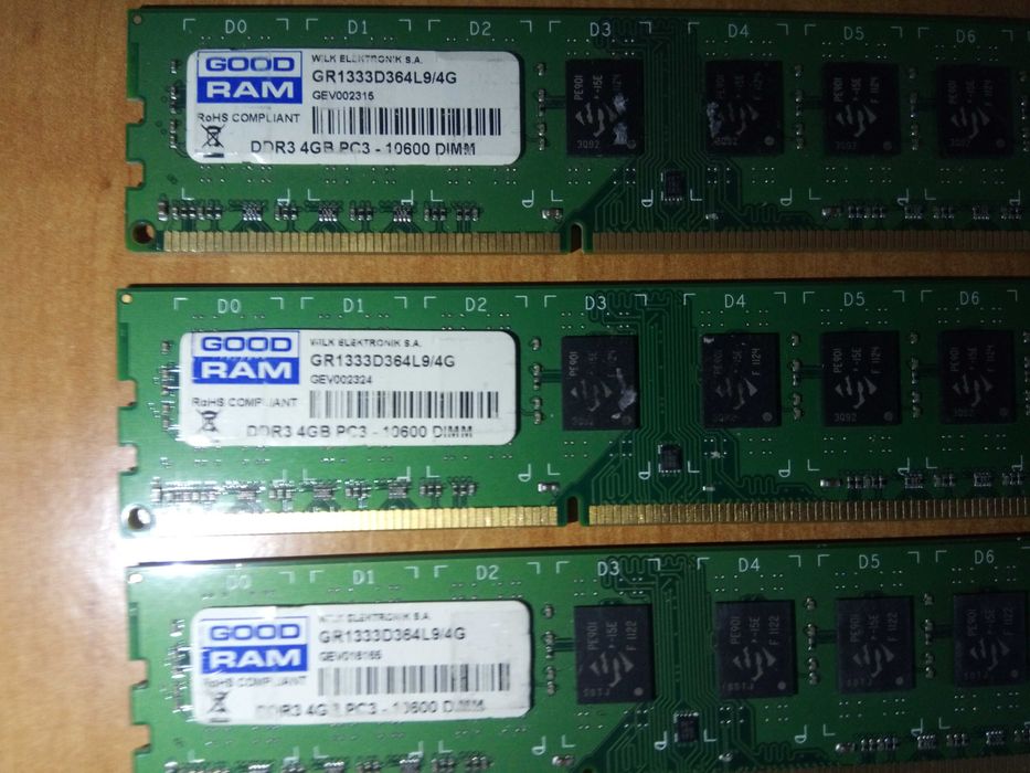 Память DDR3 4GB  для компютера