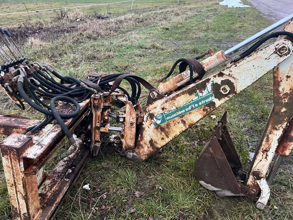 Ramie tylne kopiące BOBCAT C330/C360