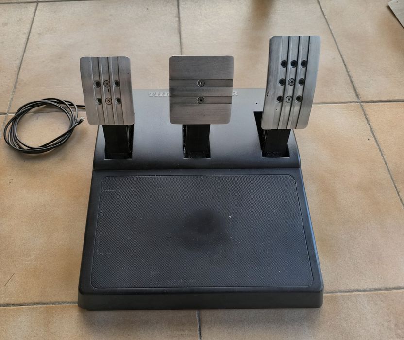 Pedais Thrustmaster T3PA