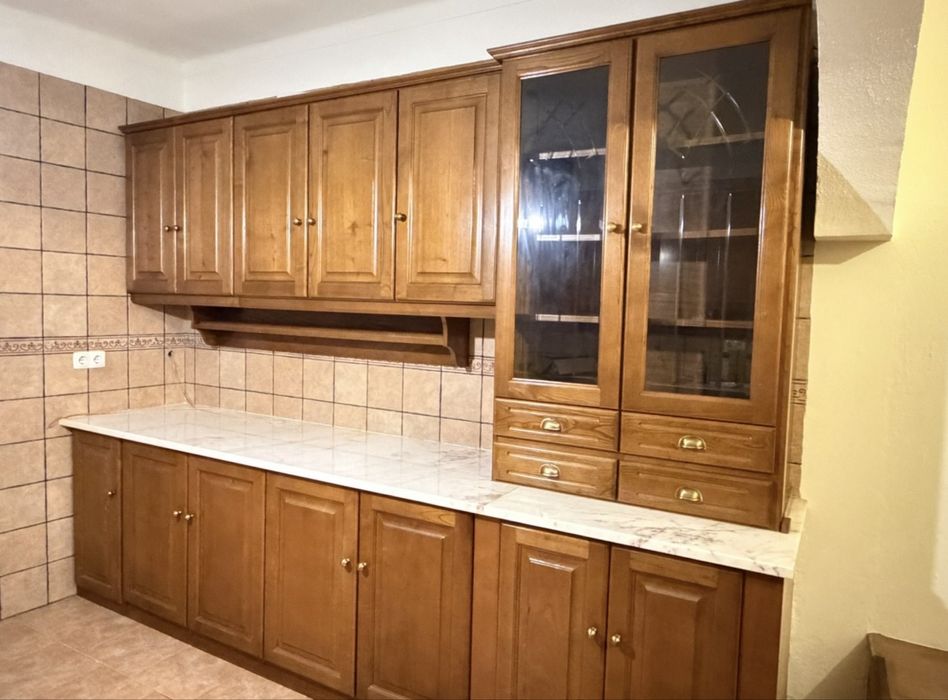 Cozinha completa em madeira maciça + eletrodomésticos