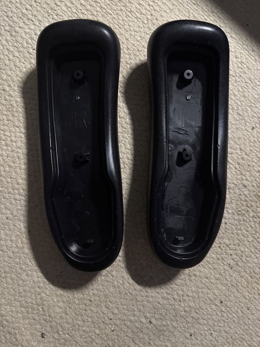 Підлокітники для крісла herman miller aeron