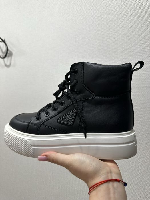 Зимові ботинки, жіночі ботинки прада