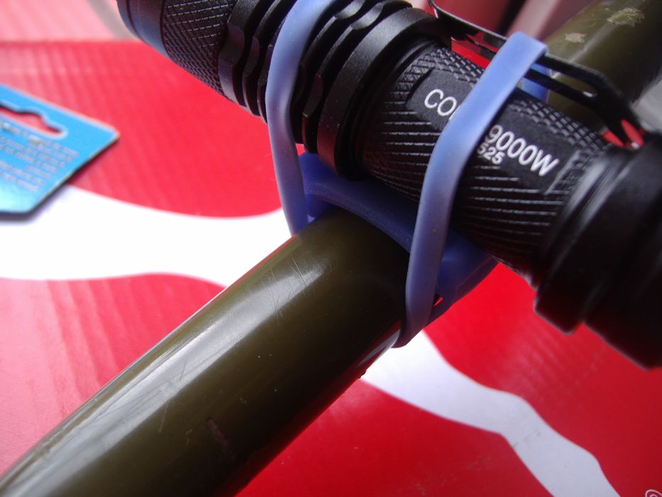 Крепление для фонарика на руль (велокрепление,велодержатель)