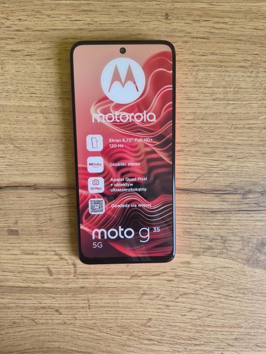 Atrapa telefonu motorola moto g35