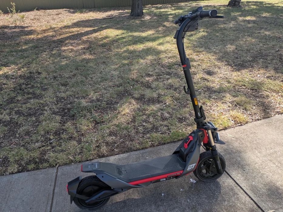 Trotinete Segway ZT3 Pro E